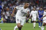 La doble cara de Mbappé: marcó un golazo después de 'borrarse' de un penalti y acabó fallando dos mano a mano ante Soria