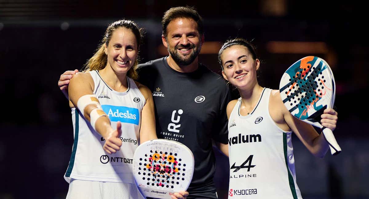 Gemma Triay, Rodri Ovide, y Claudia Fernández en México.