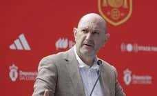 La gran pantomima de los avales en la RFEF: una «mafia» que señala a árbitros y 'barones' y donde hubo amenazas de vídeos