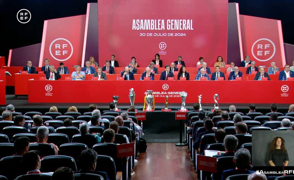 Voto secreto, segunda vuelta y hasta un sorteo: así es la votación para elegir presidente de la RFEF