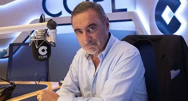 Un chascarrillo de Juanma Castaño refleja las dificultades de Carlos Herrera para llegar al trono de la RFEF: «Ves cómo tenías que ser presidente de una territorial…»