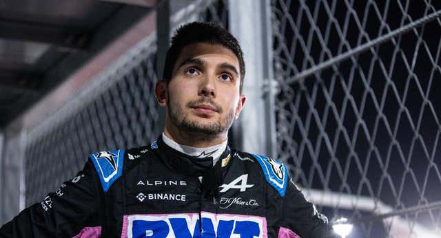 Esteban Ocon sale del paro en Abu Dabi para debutar con Haas antes de lo previsto