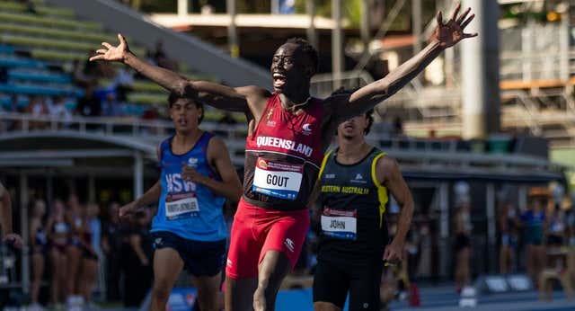 El heredero de Bolt no se conforma con los 100 metros y rompe el récord de Australia de hace 56 años en 200: «Sólo soy un niño»