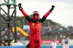 Italia se rinde a Carlos Sainz en su adiós de Ferrari: «Se va, pero solo por un tema de marketing»