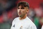 Ancelotti se carga a Asencio y Tchouameni se empeña en quitarle la razón