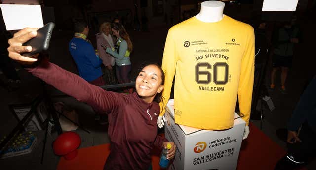 Así es la camiseta de la San Silvestre Vallecana 2024