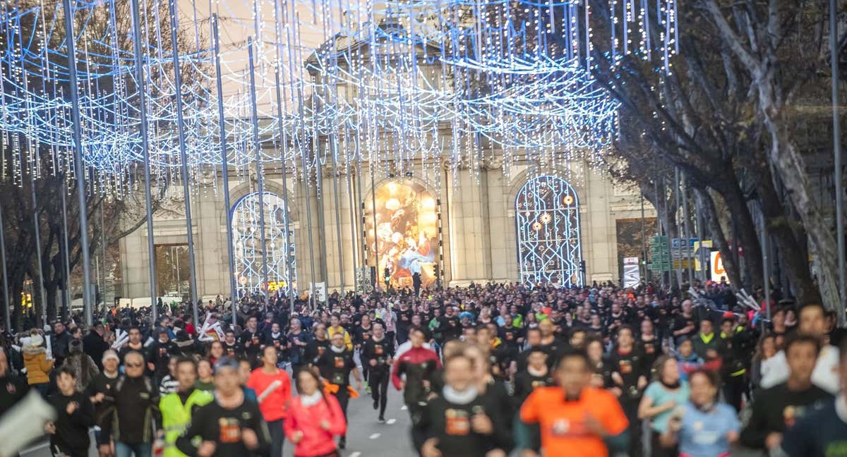 Momento de la San Silvestre Vallecana por la calle Alcalá./QUAY