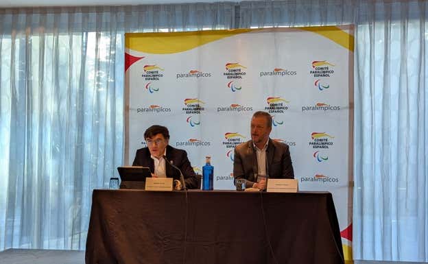 Alberto Durán, presidente del CPE, y Andrew Parsons, presidente del IPC. RELEVO