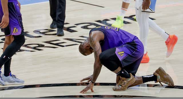 LeBron James es duda para jugar en Minnesota… y los rumores de los Warriors se vuelven a disparar
