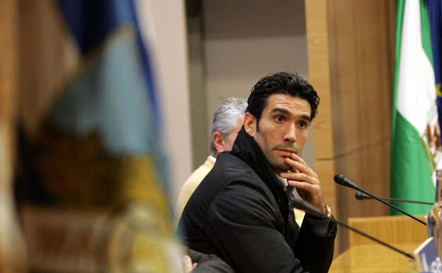 Fernando Sanz en la rueda de prensa en la que se anunciaron las acciones legales adoptadas en relación al 'Caso Jesuli'.  EFE
