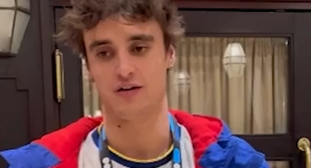 Carles Coll habla tras coronarse campeón en 200 metros braza.