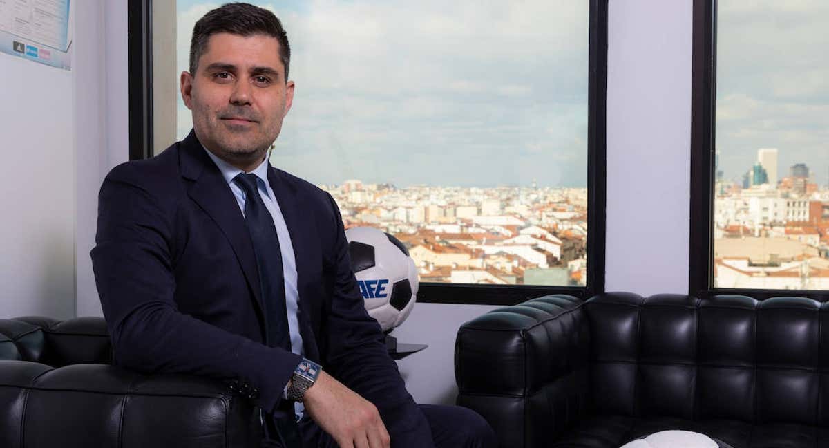 David Aganzo, presidente de AFE, posa en la sede del sindicato en Madrid.