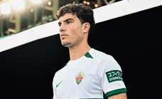 El nombre más gallego que despunta en Segunda: "A veces leo bromas, Yago Santiago es como llamarse Zinedine Zidane"