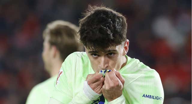 El delantero a la sombra de Lewandowski que a partir de enero podría dejar de ser jugador del Barça