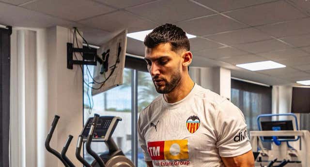 Rafa Mir vuelve a lesionarse del cuádriceps, pero no es una recaída y no requiere cirugía