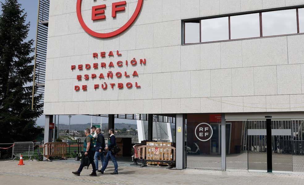 La UCO trasladó a la jueza un sinfín de sospechas sobre el 'clan Rubiales' más allá de Piqué: «Si sale esto, hay dinero para todo el mundo»