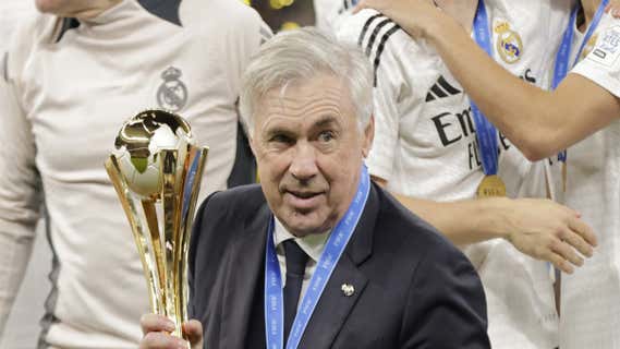 Carlo Ancelotti, tras ganar el miércoles la Intercontinental. /GETTY