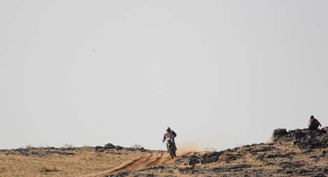 Javi Vega avisa sobre la complejidad y la exigencia del Rally: “Si no tienes una cabeza un poco amueblada, en el Dakar se te puede ir la olla”
