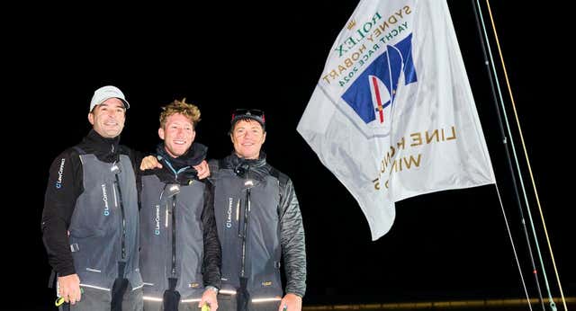 El LawConnect revalida la Sydney Hobart con tres españoles a bordo
