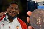 Un español que ganó el bronce en París tiene el truco definitivo para evitar el deterioro de su medalla olímpica: «Lo vi en YouTube»