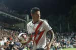 James falla un penalti en la Kings League y 'confirma' su adiós al Rayo cuando no sabía que le grababan: «Me voy a Colombia»