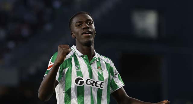 Assane Diao, convocado con el Betis… por el momento