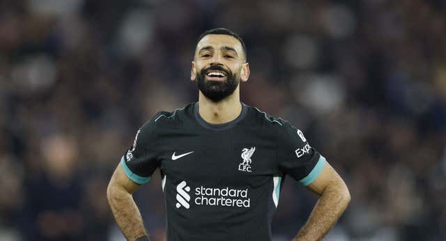 Salah desata un terremoto en Inglaterra y da por hecha su marcha del Liverpool: «Estamos muy lejos de cualquier progreso»