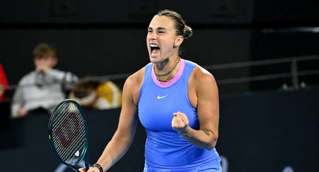 Sabalenka se emplea a fondo para superar a Kudermetova y levantar su primer título de 2025