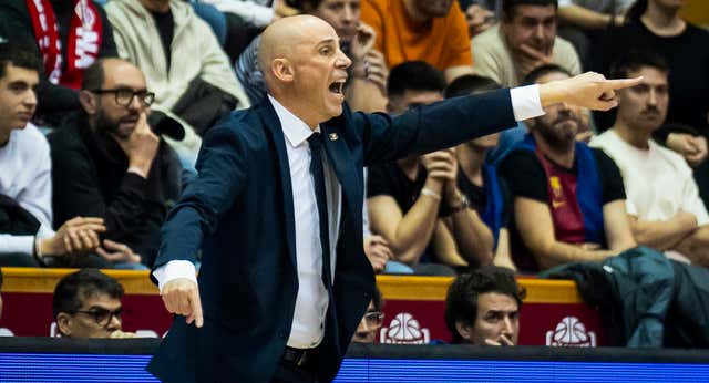 La derrota del Barça en Girona deja tocado a Joan Peñarroya y pone en la diana la gestión de Juan Carlos Navarro