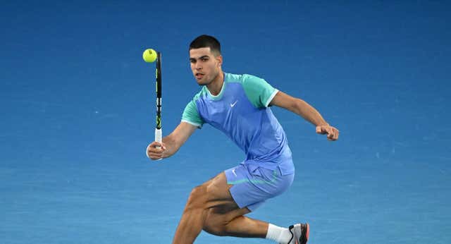 Carlos Alcaraz – Alexander Shevchenko: a qué hora es y dónde ver el partido del Open de Australia 2025