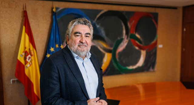 Los detalles ocultos de la resolución del CSD sobre Olmo: un celo de competencias y una petición de indulto que va más allá de junio