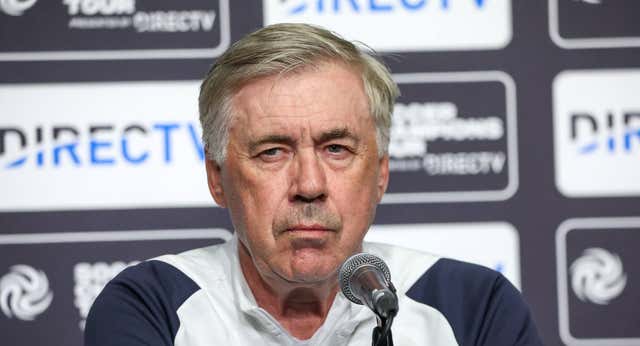 Ancelotti confiesa su modelo antes del Clásico: «A mis jugadores les doy libertad y se lo pasan bien juntos. No sé lo que harán en la habitación…»