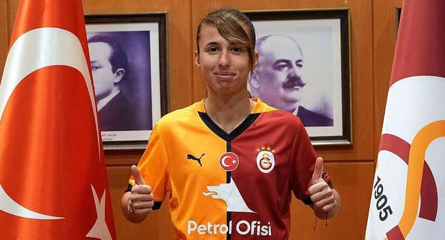 La emotiva carta de Laura Domínguez tras dejar el Madrid CFF y fichar por el Galatasaray: “Me he dejado la piel cada día”