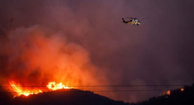 Los incendios forestales obligan a trasladar a la campeona olímpica de fútbol mientras todos piensan en Los Ángeles 2028