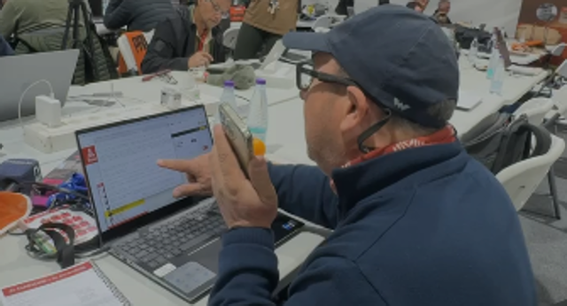 El ‘relator’ al que aplaude cada tarde todo el Dakar: «Si causo alguna molestia, son solo dos minutos»