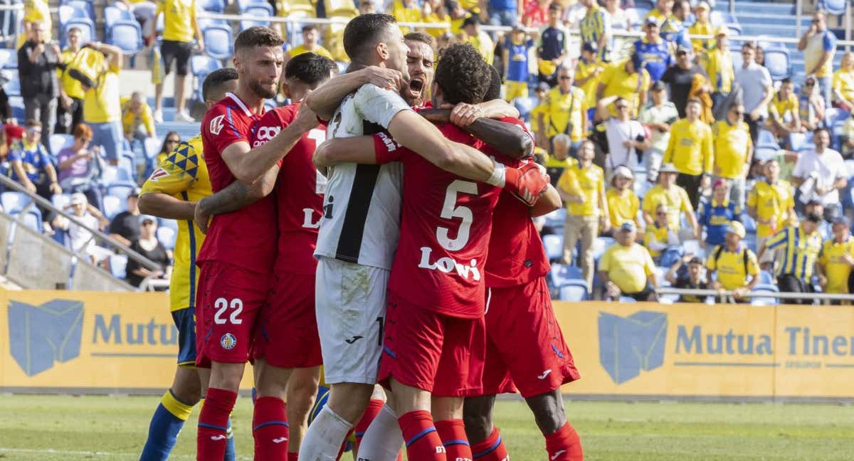 El Getafe celebrando su gran victoria como visitante frente a Las Palmas por LaLiga. /EFE