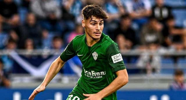 Retrato robot del jugador que busca el Real Madrid en el mercado español
