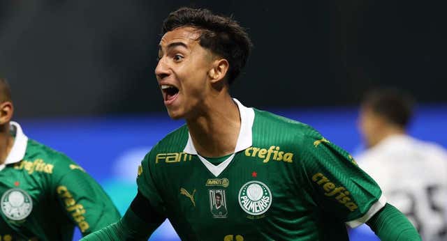 Sigue la reconstrucción de Guardiola: se gasta 35 millones en Vitor Reis