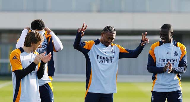 Ancelotti monta un partidillo como examen final para probar a Alaba