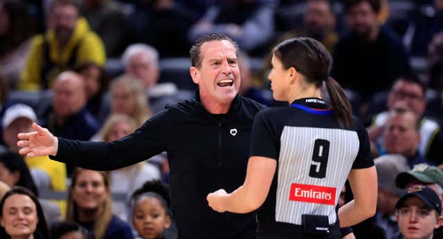 El español Kenny Atkinson transforma a unos Cleveland Cavaliers, que reinan en la NBA como no hacían desde la era LeBron