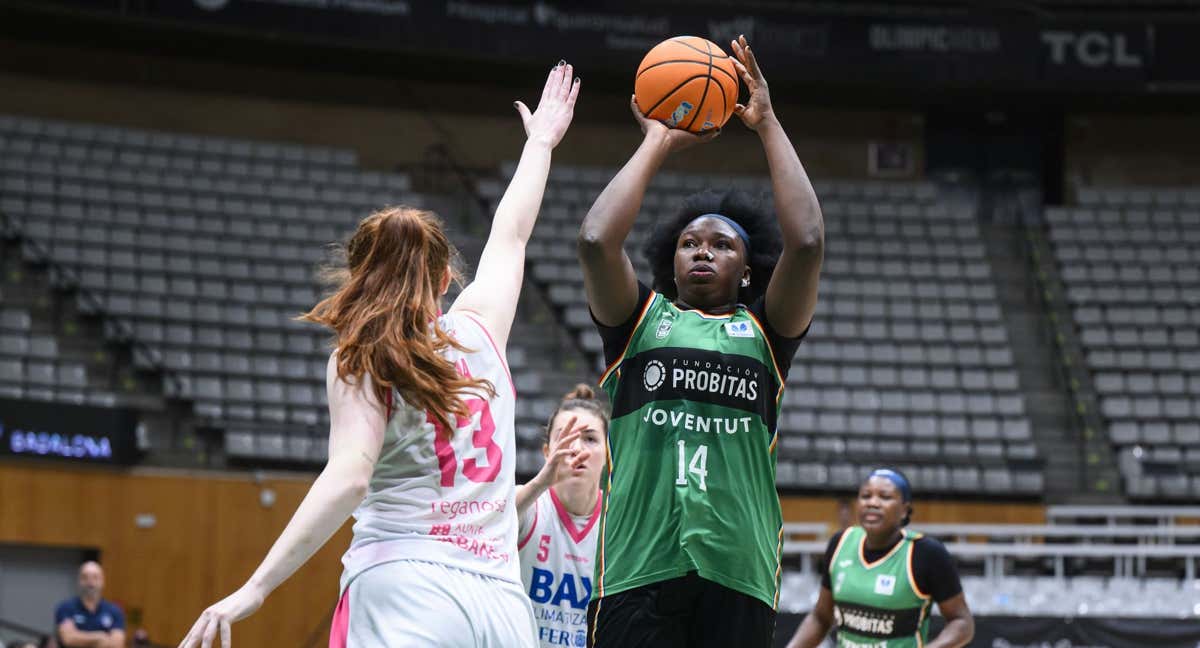 Mariam Coulibaly durante el último partido del Joventut./FEB