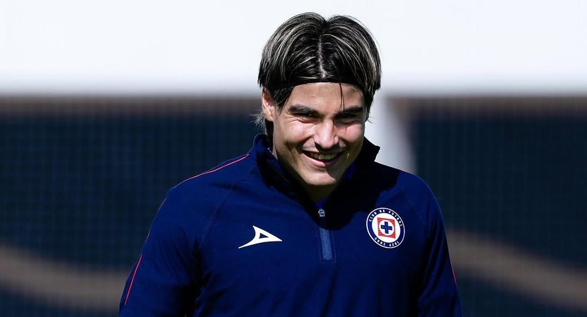 Luka Romero con el Cruz Azul.