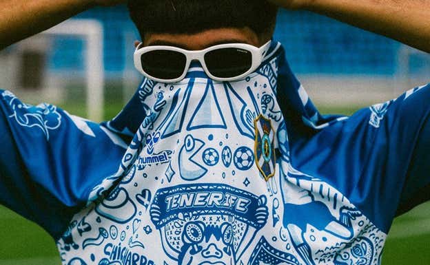 La camiseta del Tenerife con un diseño rompedor. CD Tenerife