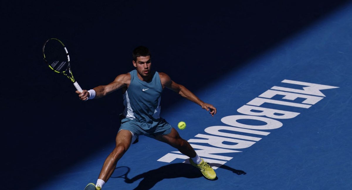 Alcaraz se cruza en los cuartos de final del Open de Australia 2025 con el líder del palmarés histórico de este torneo, Novak Djokovic.