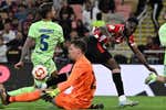 Error en el segundo gol y penalti a Akturkoglu: la media hora que señala a Szczesny