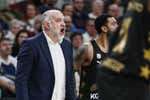 El Baskonia protesta a la Euroliga por el arbitraje ante el Real Madrid tras el silencio forzoso de Pablo Laso: «Si hablo me cuesta la pasta»
