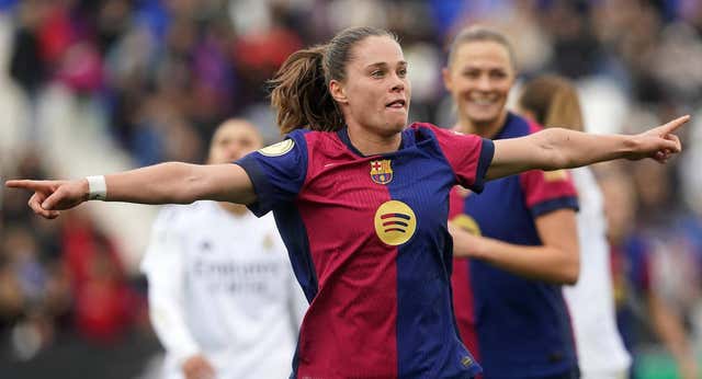 El ‘aviso’ de Patri Guijarro a Ewa Pajor antes de su primera celebración con el Barça: «Es el primer título de muchos»