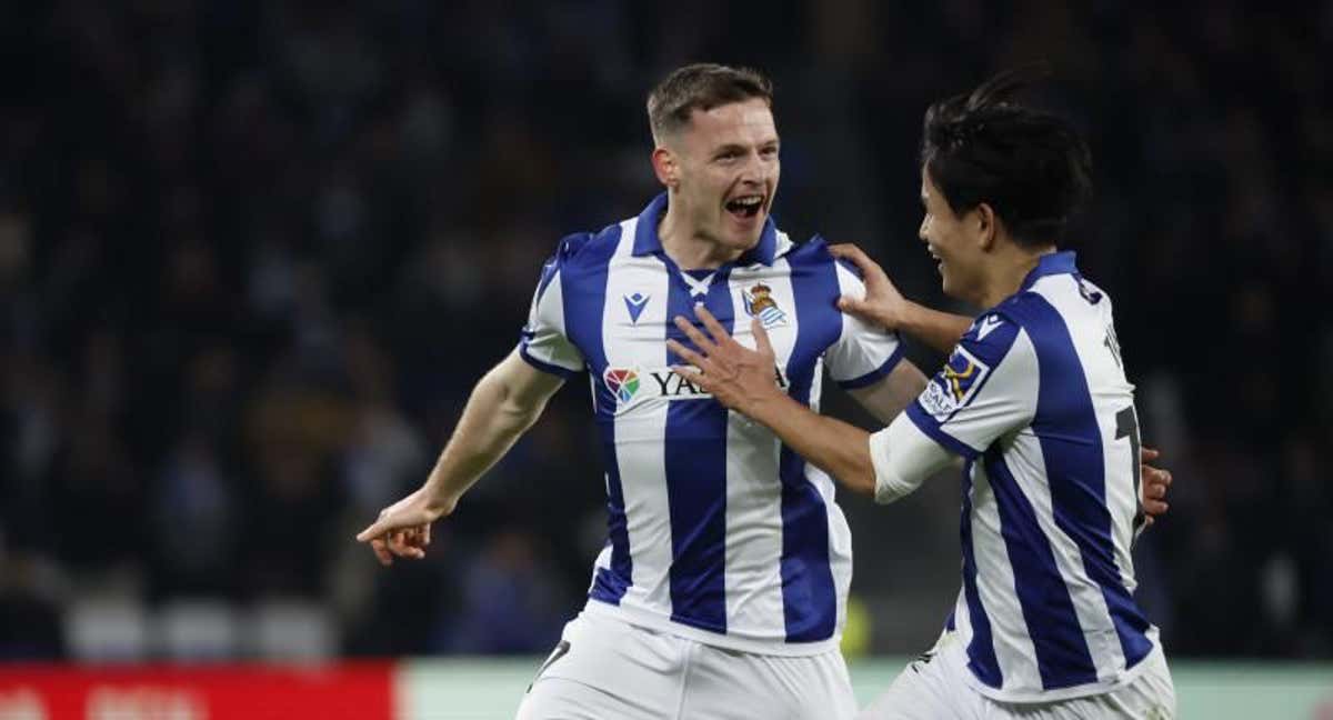 Sergio Gómez celebra un gol con la Real Sociedad en Copa del Rey. /EFE