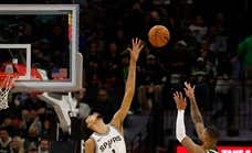 Victor Wembanyama despliega sus alas por encima de los 3,30 y confirma la invasión alienígena de la NBA