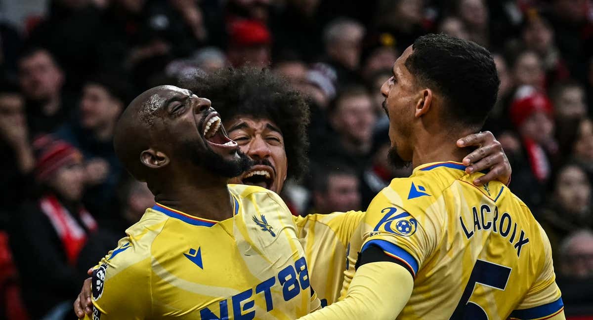 Jean Philippe Mateta celebra un gol en Old Trafford. /@premierleague